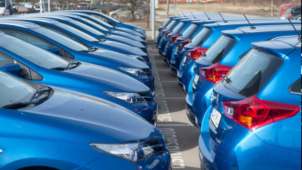 Gestione flotta aziendale - Event Surveyor - dispatcher di servizi e tracciamento veicoli